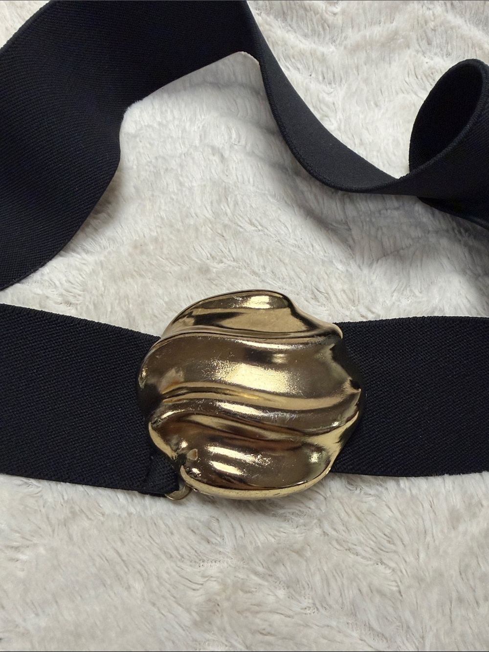 Liz Claiborne Vintage 80s Black Elastic Belt with Large Gold Cloud / Wave Buckle